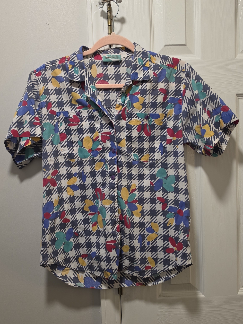 Center Aisle Women’s Floral Plaid Short-Sleeve Button-Up Top - Multicolor